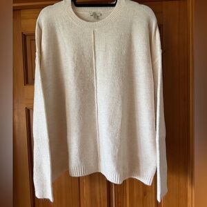 Elegant Women's Cream Crew Neck Sweater